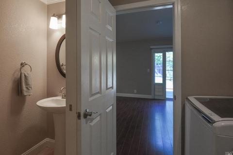 545 E Creekside Cir, Dixon, CA 95620 photo 24