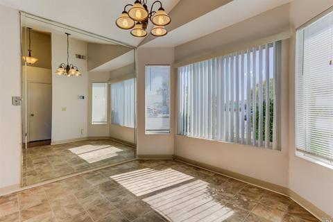 2379 Dawn Way, Fairfield, CA 94533 photo 4