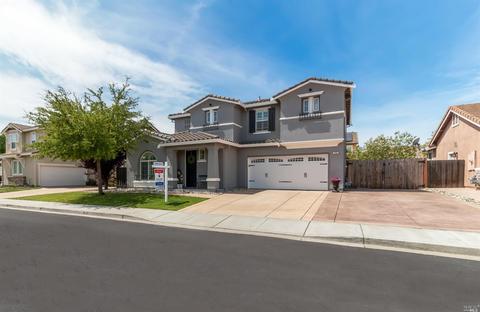 313 Tilden Cir, Vacaville, CA 95688 photo 2
