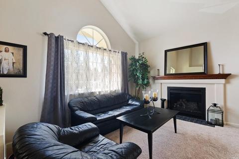 166 Bantry Dr, Vacaville, CA 95688 photo 6