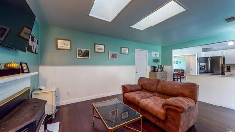 417 Sutter St, Petaluma, CA 94954 photo 9