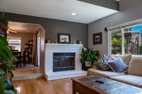 8077 Creekside Dr, Windsor, CA 95492 photo 5