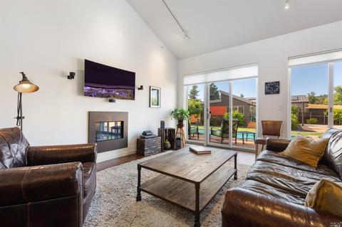650 W Spain St, Sonoma, CA 95476 photo 4