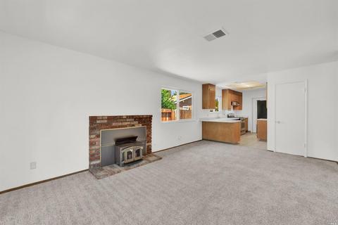 2501 E Atlantic Ct, Fairfield, CA 94533 photo 17