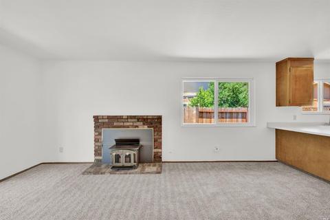 2501 E Atlantic Ct, Fairfield, CA 94533 photo 18