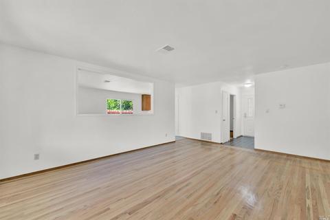 2501 E Atlantic Ct, Fairfield, CA 94533 photo 6