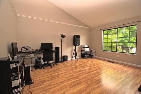 259 Toledo Ct, Vallejo, CA 94591 photo 6