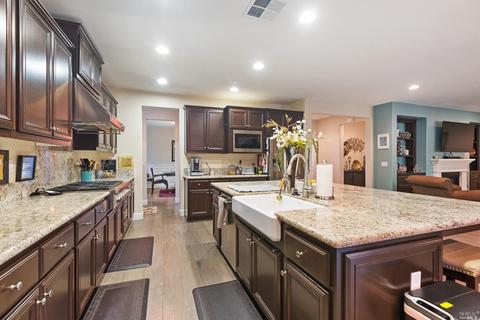 2007 Newcastle Dr, Vacaville, CA 95687 photo 17
