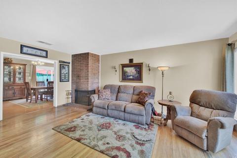 373 Peachtree Ave, Vacaville, CA 95688 photo 5