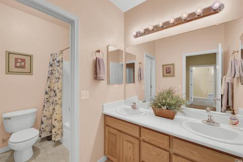 320 Rennert Way, Dixon, CA 95620 photo 25