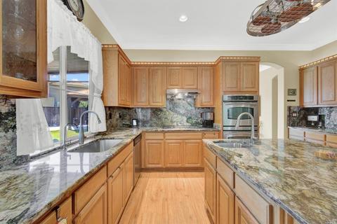 320 Rennert Way, Dixon, CA 95620 photo 17