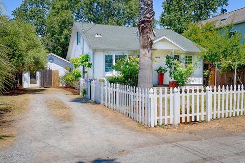 8950 Grey St, Graton, CA 95444 photo 2