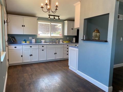 122 Martin St, Vallejo, CA 94589 photo 3