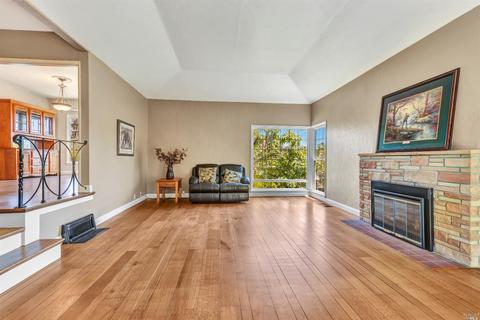 19 La Vuelta St, Vallejo, CA 94590 photo 24