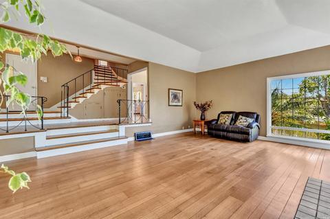 19 La Vuelta St, Vallejo, CA 94590 photo 9