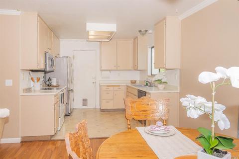 325 Alden Ct, Windsor, CA 95492 photo 6