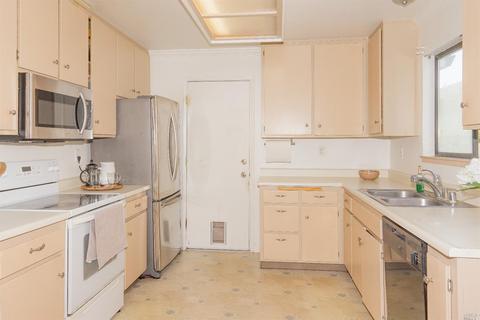 325 Alden Ct, Windsor, CA 95492 photo 5