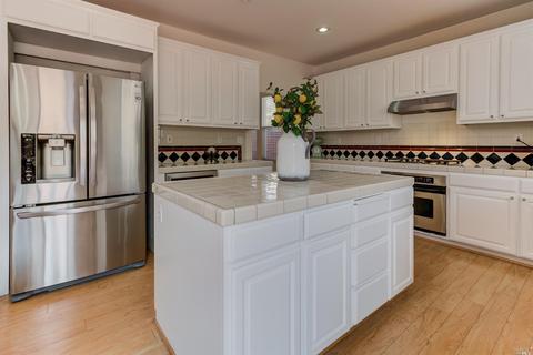 6241 Pebble Beach Dr, Vallejo, CA 94591 photo 16