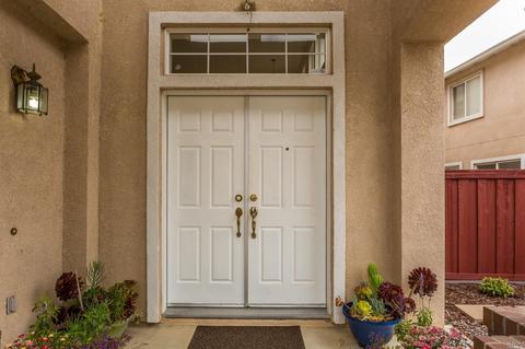 6241 Pebble Beach Dr, Vallejo, CA 94591 photo 2
