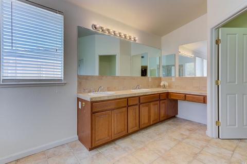 6241 Pebble Beach Dr, Vallejo, CA 94591 photo 28