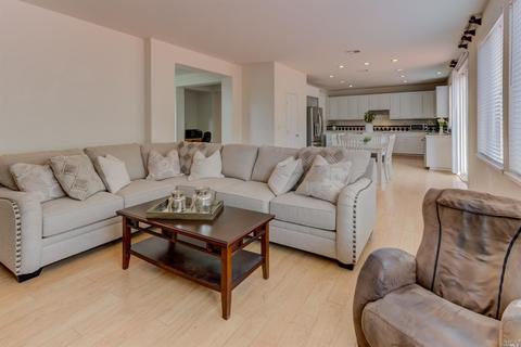 6241 Pebble Beach Dr, Vallejo, CA 94591 photo 9