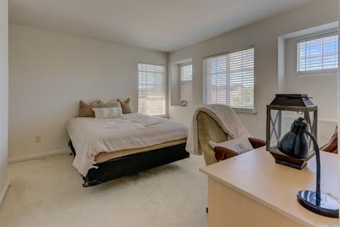 6241 Pebble Beach Dr, Vallejo, CA 94591 photo 35