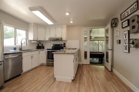 140 Maple St, Vacaville, CA 95688 photo 15
