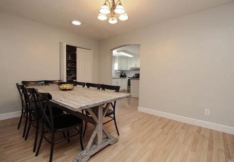 140 Maple St, Vacaville, CA 95688 photo 12