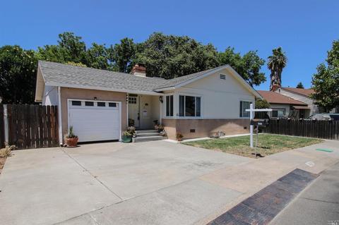 140 Maple St, Vacaville, CA 95688 photo 3