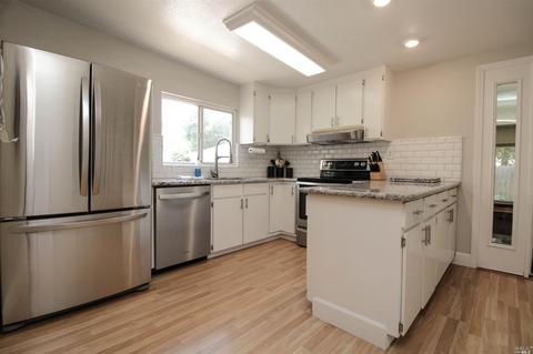140 Maple St, Vacaville, CA 95688 photo 16