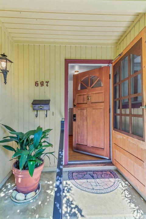 697 3rd St W, Sonoma, CA 95476 photo 2