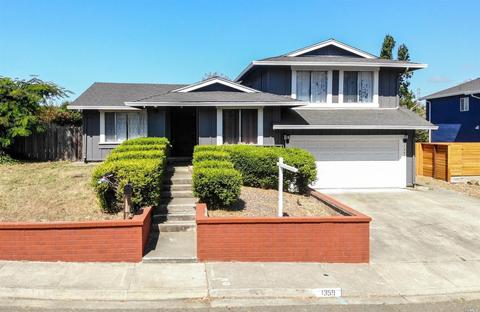 1359 Granada St, Vallejo, CA 94591 photo 2