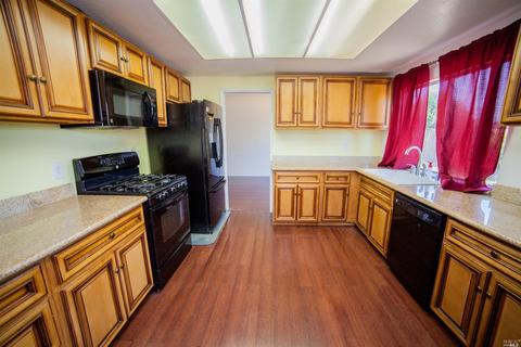 1359 Granada St, Vallejo, CA 94591 photo 6