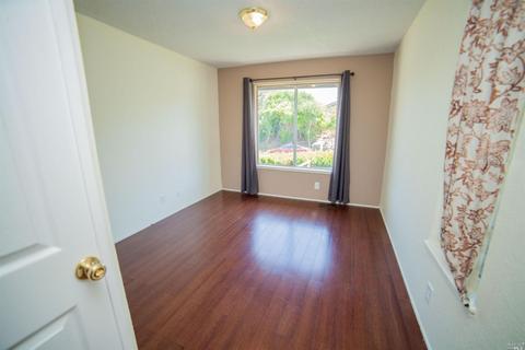 1359 Granada St, Vallejo, CA 94591 photo 14