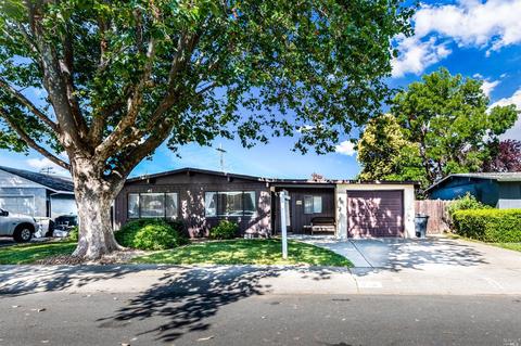 945 Brentwood Ave, Vallejo, CA 94591 photo 2