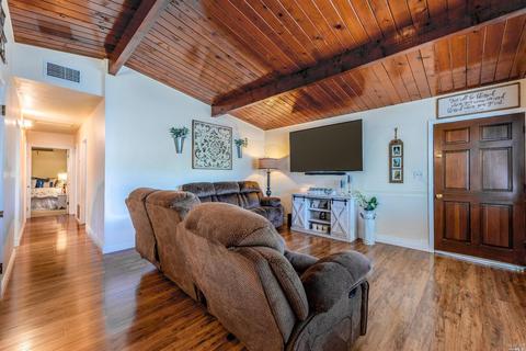 945 Brentwood Ave, Vallejo, CA 94591 photo 9