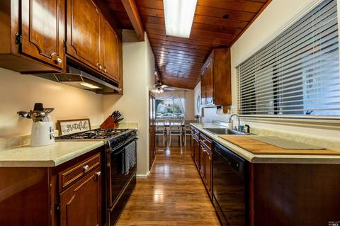 945 Brentwood Ave, Vallejo, CA 94591 photo 14