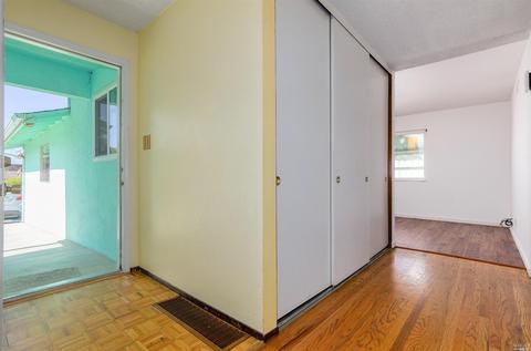 114 Menlo Ct, Vallejo, CA 94589 photo 6