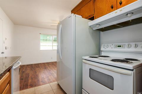 114 Menlo Ct, Vallejo, CA 94589 photo 11