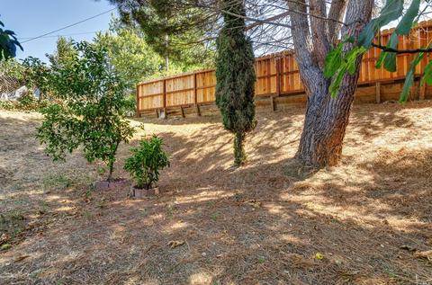 114 Menlo Ct, Vallejo, CA 94589 photo 27