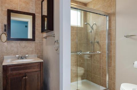 114 Menlo Ct, Vallejo, CA 94589 photo 21