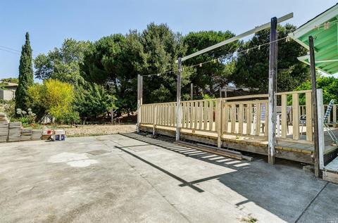 114 Menlo Ct, Vallejo, CA 94589 photo 24