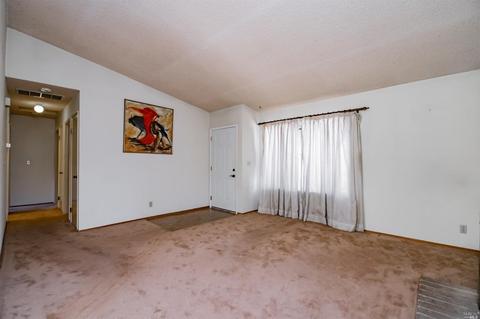 110 Gum Ct, Vallejo, CA 94589 photo 8