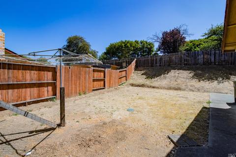 110 Gum Ct, Vallejo, CA 94589 photo 30