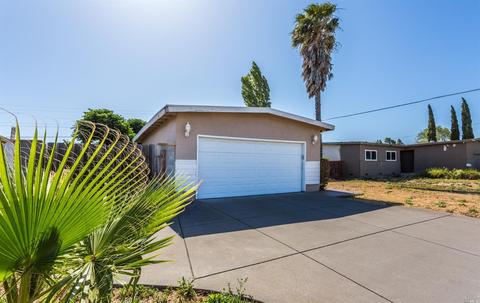 2106 Nottingham Dr, Fairfield, CA 94533 photo 2