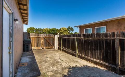 2106 Nottingham Dr, Fairfield, CA 94533 photo 29