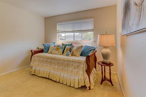 2106 Nottingham Dr, Fairfield, CA 94533 photo 17