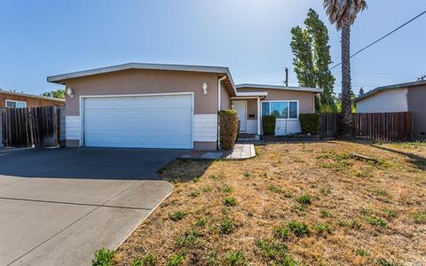 2106 Nottingham Dr, Fairfield, CA 94533 photo 3