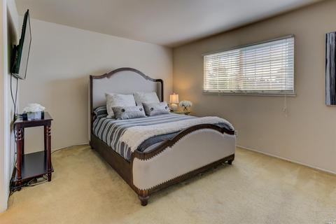 2106 Nottingham Dr, Fairfield, CA 94533 photo 16
