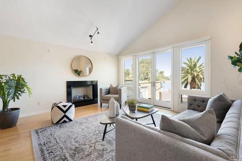 46 Cavalla Cay, Novato, CA 94949 photo 9